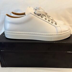 Thursday Boot Company Women's Premier Blind Eyelet Low Top Sneakers White Sz 8.5